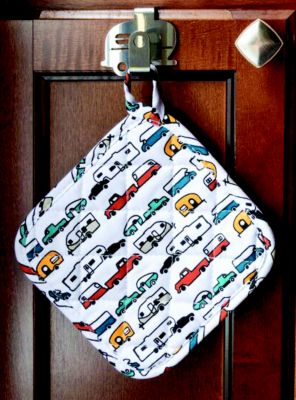 Camco 53382 Over-the-Cabinet Hooks 2-Pack