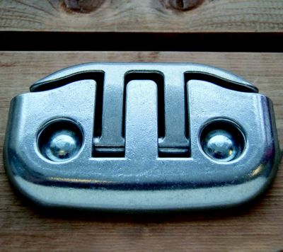 Dock Edge DE2616PF Premium Flip Upâ„¢ Cleat, 6